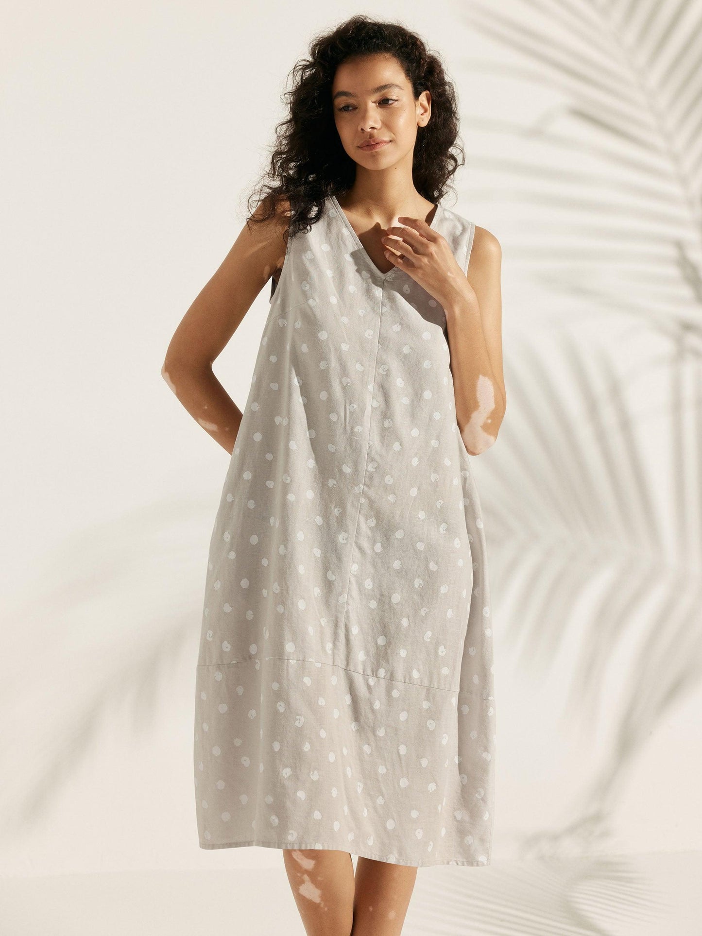 Linen V-Neck Loose Polka Dot Vest Dress