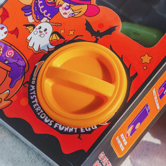 ๐ Mini Holiday Gashapon Machine โ Fun, Reusable & Perfect for Halloween & Christmas Magic ๐น๏ธ๐