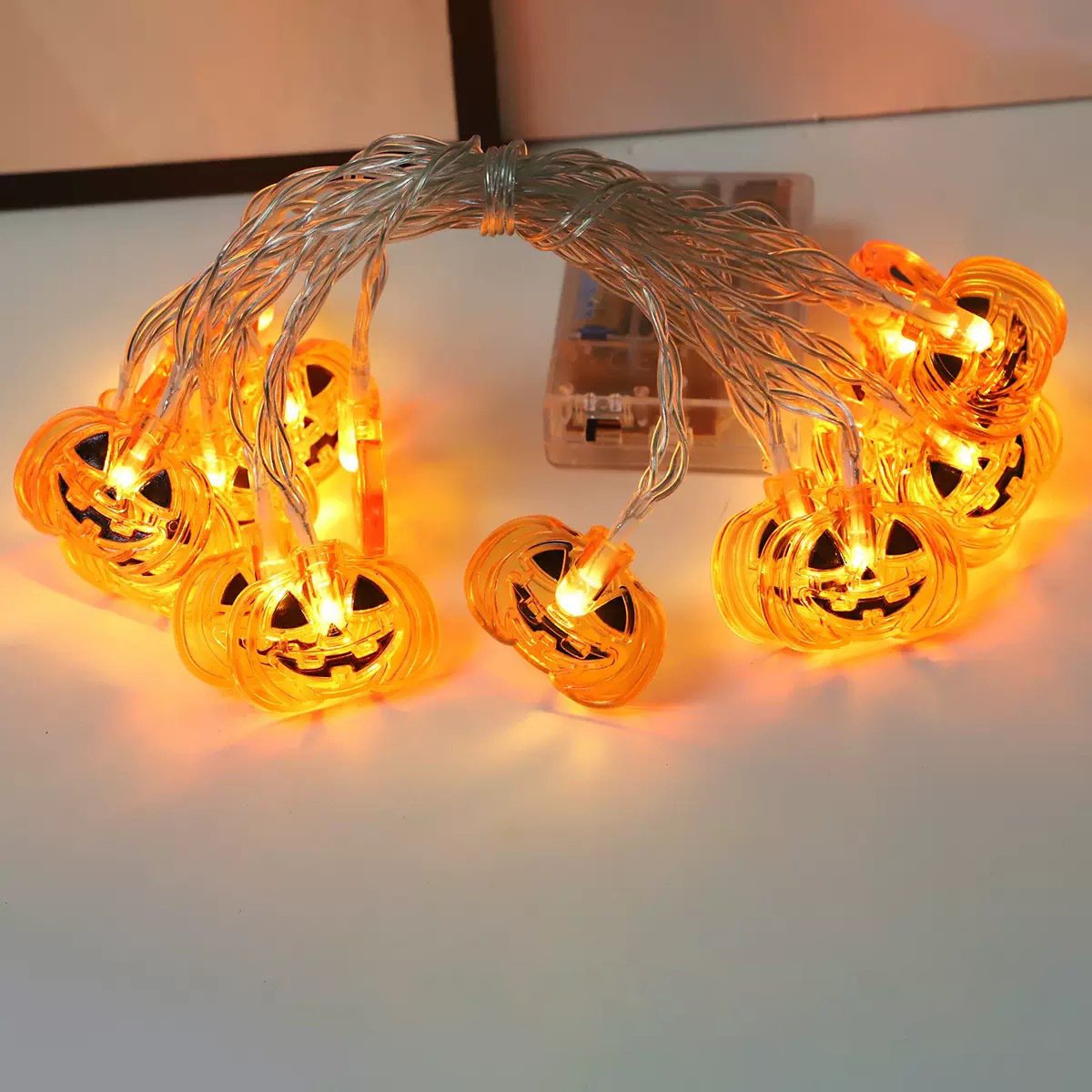 š2025 Halloween Hot Saleā”Halloween LED Light String - 10ft Battery-Powered Fairy Lights with Ghosts, Pumpkins, Spiders & Skulls for Indoor/Outdoor Decor