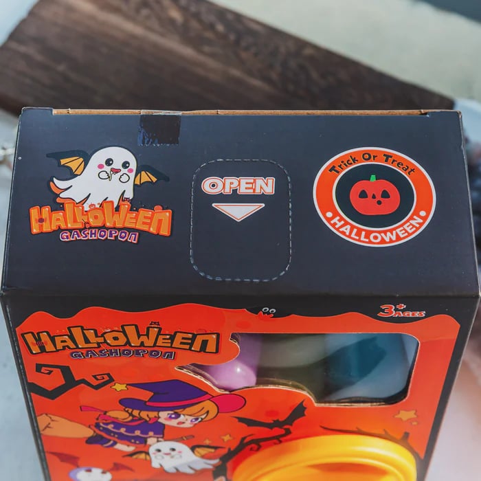 ๐ Mini Holiday Gashapon Machine โ Fun, Reusable & Perfect for Halloween & Christmas Magic ๐น๏ธ๐