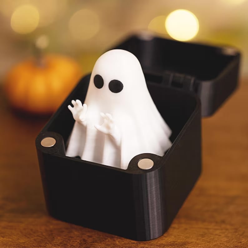 🔥Bestseller🔥🎃👻Halloween Ghost Surprise Gift Box – Spooky Mystery Treats & Fun Holiday Gift for Halloween Lovers