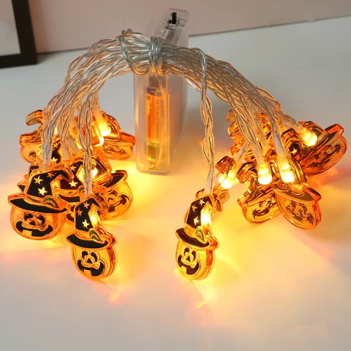 š2025 Halloween Hot Saleā”Halloween LED Light String - 10ft Battery-Powered Fairy Lights with Ghosts, Pumpkins, Spiders & Skulls for Indoor/Outdoor Decor