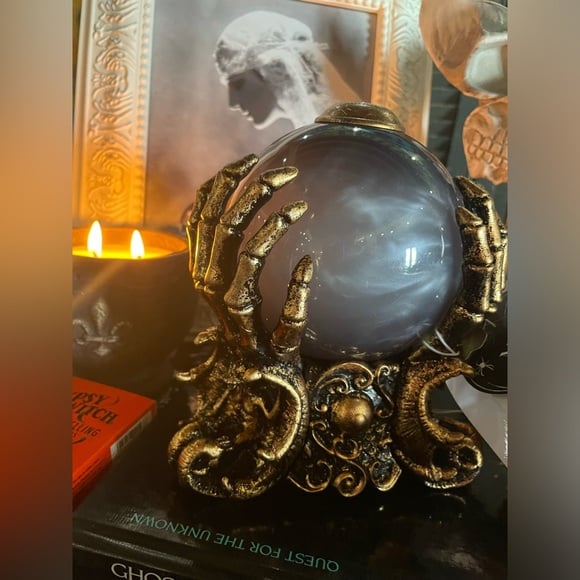 MARTHA STEWART NWT LED Lighted Animated Decor Halloween Crystal Ball With Fog