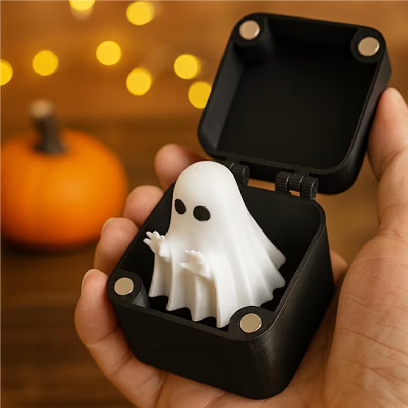 🔥Bestseller🔥🎃👻Halloween Ghost Surprise Gift Box – Spooky Mystery Treats & Fun Holiday Gift for Halloween Lovers