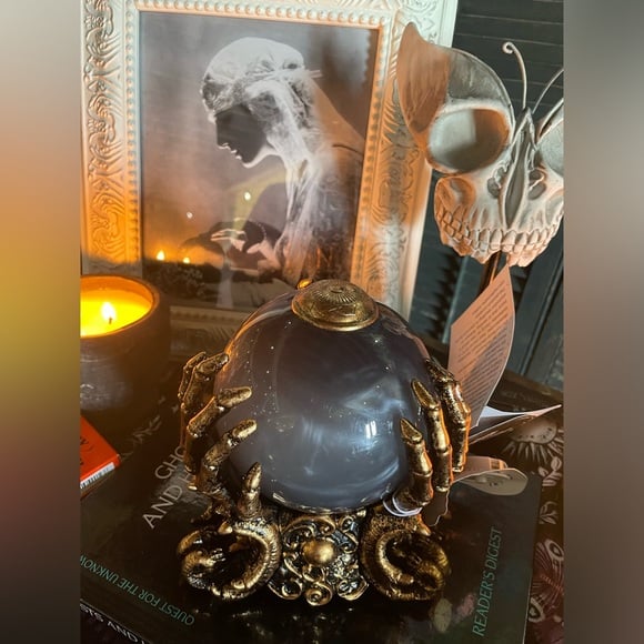 MARTHA STEWART NWT LED Lighted Animated Decor Halloween Crystal Ball With Fog